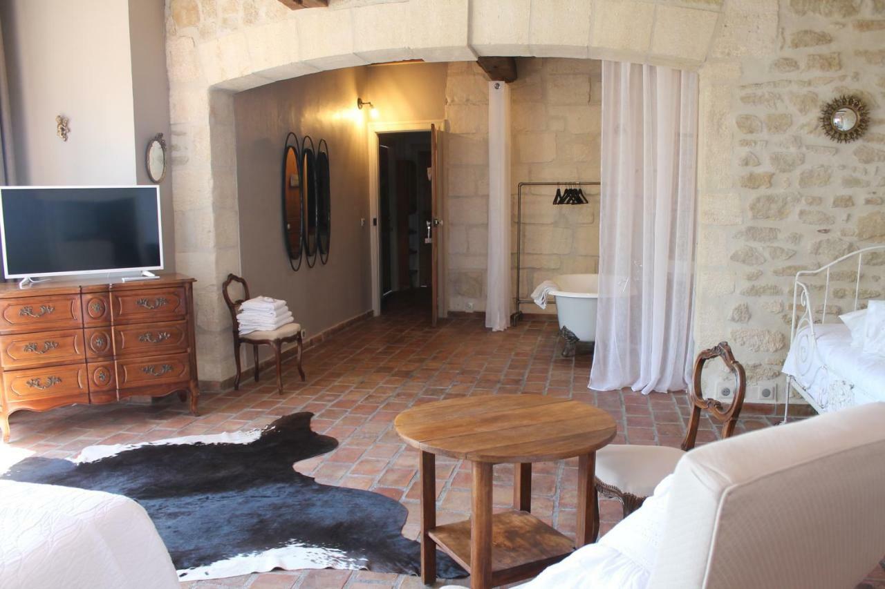 La Demeure Bed And Breakfast Aubais Luaran gambar